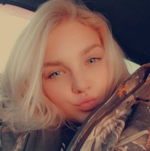 Meet your Posher, Kylee